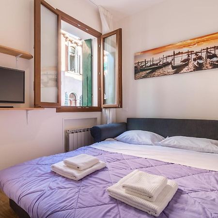 Biennale 1585 Alfa Apartman Velence Kültér fotó